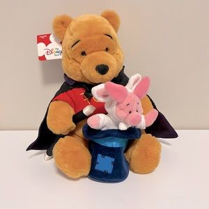 NEW Vintage Disney Store Winnie the Pooh and Piglet 13” Magician Plush, Has Tags